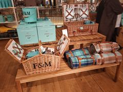 -The Diamond Jubilee Tea Salon at Fortnum & Mason