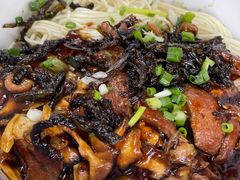 -沪西老弄堂面馆(定西路店)