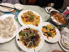 -黄家饺子东北特色菜馆(湖滨商业街店)