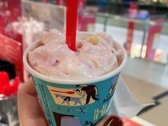 草莓芝士蛋糕暴风雪-DQ·蛋糕·冰淇淋(周浦万达店)