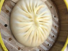 蟹黄灌汤包-朱洪元苏式面馆(绿宝广场店)