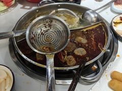 -乡土黄·鲜牛肉火锅·小龙虾(兴业街店)