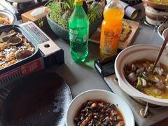 -头上红煨盐鸡·非遗院子餐厅