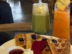 -24H COLOR咖啡厅(惠州金山湖店)