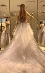 点击看大图 -GRACE KELLY婚纱与礼服(北京店)