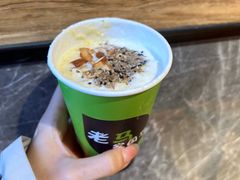 -清真老马家国华牛奶鸡蛋醪糟(正宁路店)