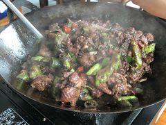 -牛八宝桂林米粉(八里庄店)