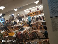 大堂-霄汉牛三鲜湖北砂锅菜(万松园2店)