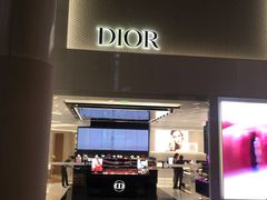 -Dior迪奥(上海世茂广场店)