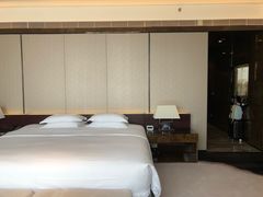 -广州天河希尔顿酒店