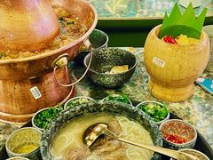 -浩海火燒雲傣家菜(芮欧百货店)