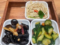 -西部马华清真兰州牛肉面·烧烤夜市(关东店)