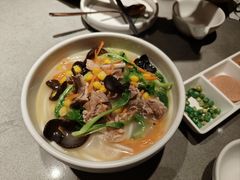 小锅米线-云海肴·汽锅鸡·云南菜(高德置地店)