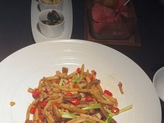 -西郊八号·山野江西菜(开发区店)