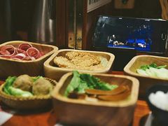 -独食火锅·半米屋台(直营总店)