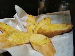 法式蒜香餐前面包-秀·爱尔兰餐吧(上海路店)
