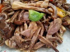 -天天向上素食餐厅(五台山店)