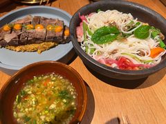 -SHAN山(前滩太古里店)