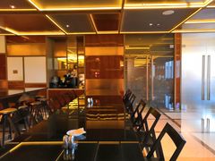 -大中华希尔顿酒店-念自助餐·嗨啤·小龙虾