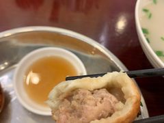 特色生煎-三两春(浦三路店)