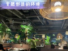 大堂-大头椰·椰子鸡火锅(南宁万象城店)
