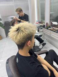 -尤司男士国潮理发馆