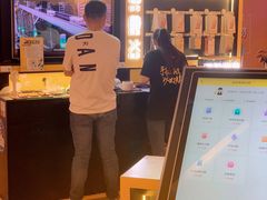 -爱回收(虹桥天地店)