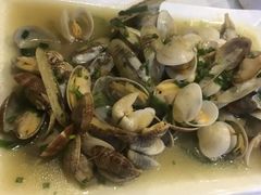 -虾弄弄海派小龙虾·牛羊蝎子火锅