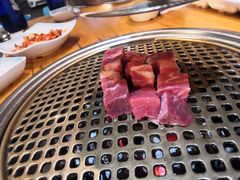 -唯成•韩国炭火烤肉 유성고기