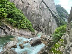 -鄣山大峡谷