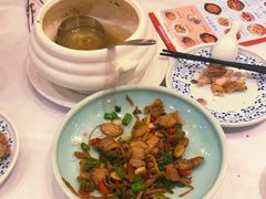 -围龙屋客家食府(福田店)