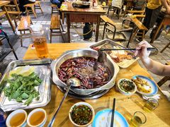 -金鼎雪山牦牛杂火锅(理县总店)