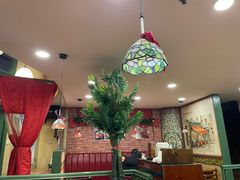 -玛格萝妮比萨屋(陆家浜路店)