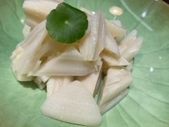 -湖畔鲁菜·二十年老字号餐厅(大明湖店)
