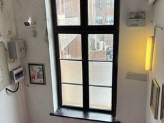 -良友书坊(安徽路店)