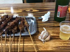 -民族烤羊·烤羊肉串·烤羊排(南城店)