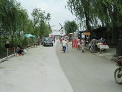 -北纬44度·金珠花海休闲农业旅游景区