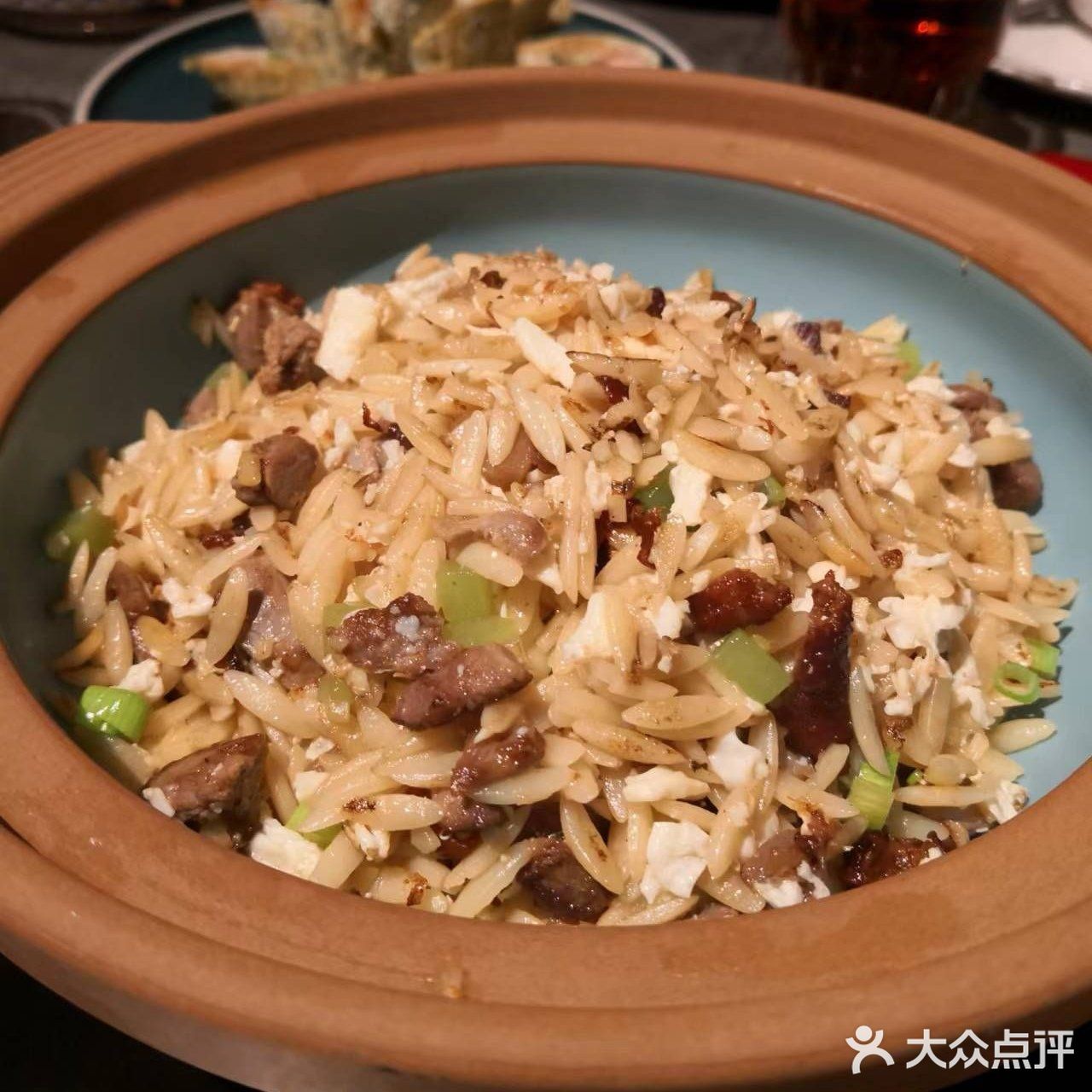 暗黑低调精致风的新派粤菜～