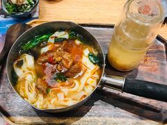 8小时慢炖半筋半肉粉套餐-小满手工粉(上海月星环球港店)