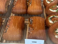 -VERIE BAKEHOUSE