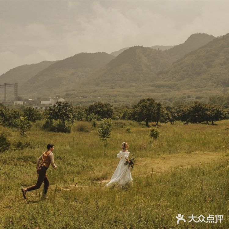 被父母夸爆的复古民国风婚纱照