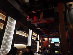 大堂-辣尚瘾·烤鱼·新川菜(交大直营店)