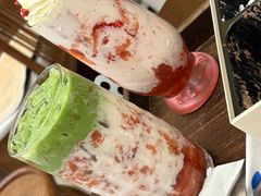 -山与蓝·轻糖鲜果蛋糕(勒泰店)
