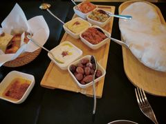 -Efes Turkish & Mediterranean Cuisine 艾菲斯餐厅(陆家嘴店)