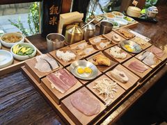 -银米·云南传统过桥米线(双廊黑金冠店)
