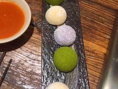 -老牌坊云南鱼豆花火锅(哈西万达店)