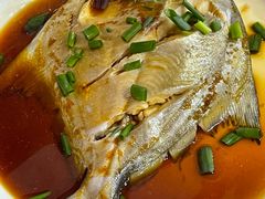 清蒸鲳鱼-红灯笼龙凤饭店(宁波老字号店)