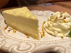 -玛格萝妮比萨屋(四平店)