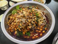 -周良天山牛杂城(天山路总店)