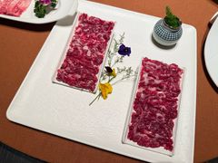 -左庭右院鲜牛肉火锅黑金店(陆家嘴中心店)